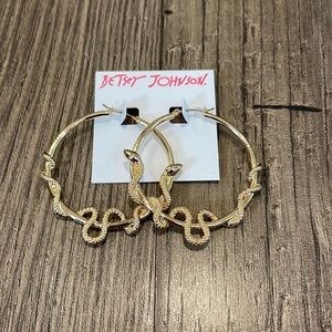 NWT Betsey Johnson Songbirds & Snakes Hoops - Perfect for Reputation Era